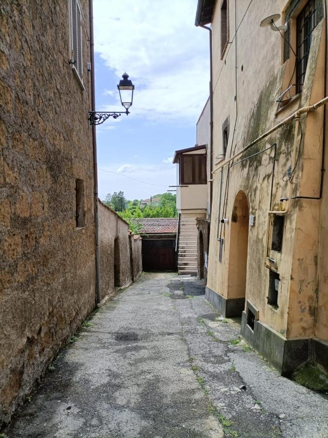 Nepi - Intero Alloggio Nel Centro Storico Exterior photo